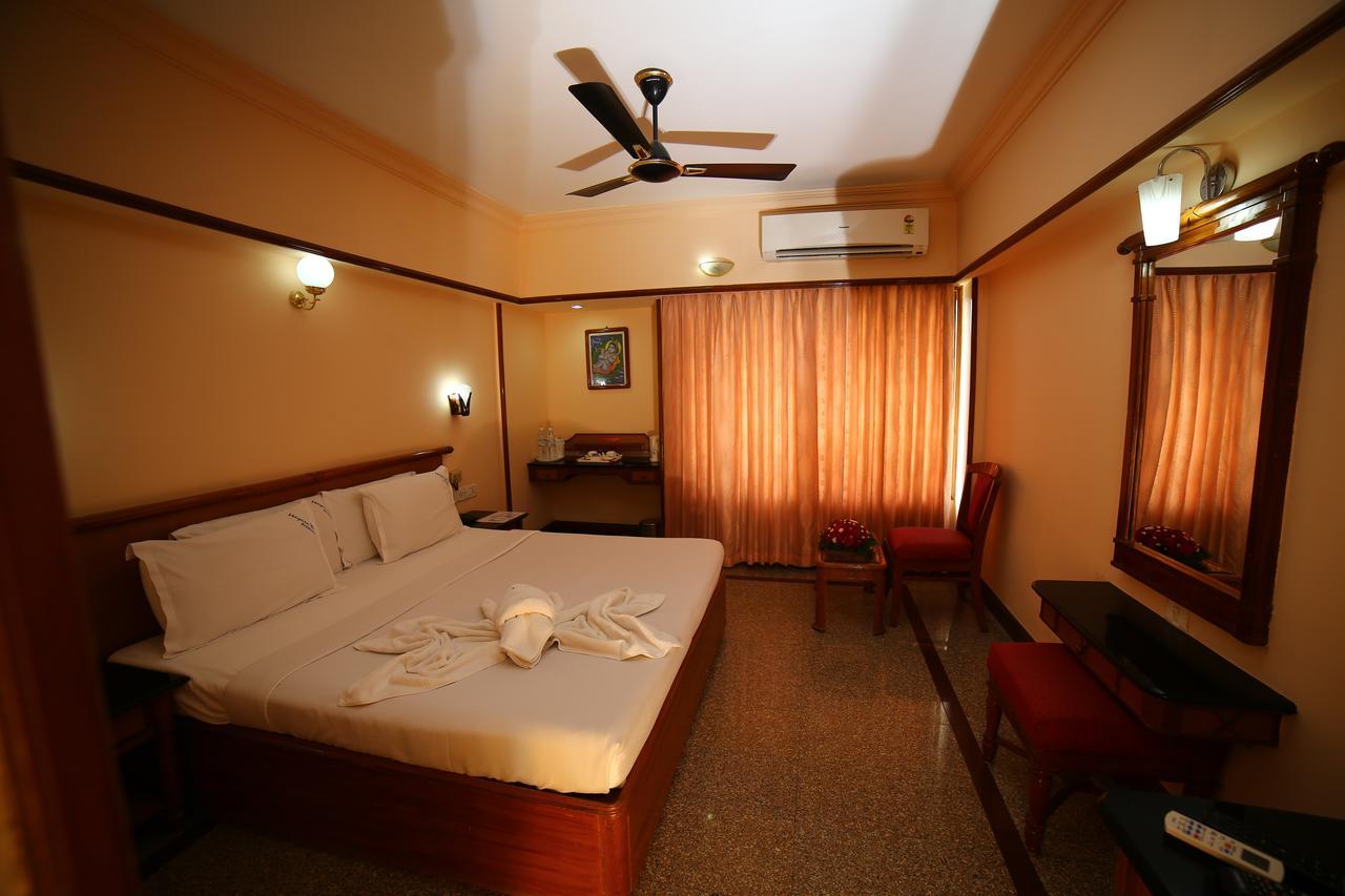 Guruvāyūr Mayura Residency חדר תמונה