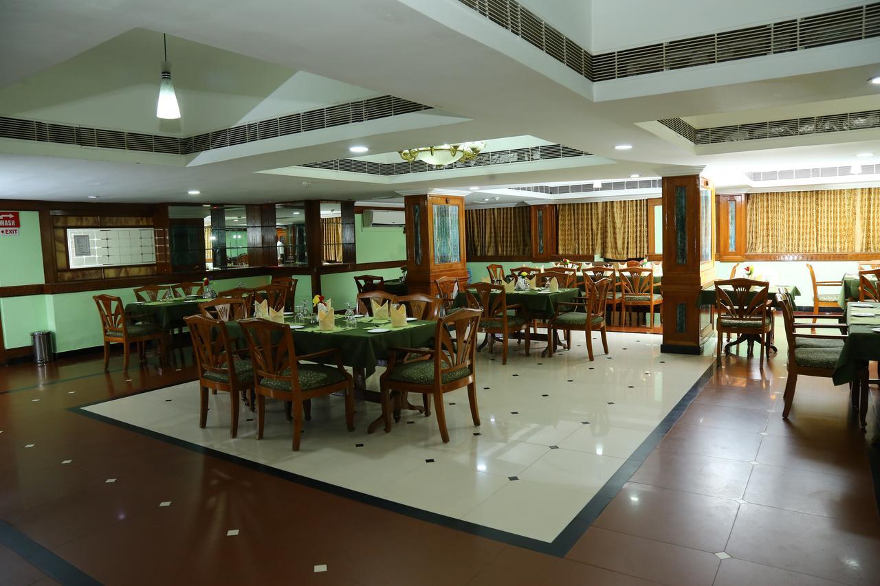 Guruvāyūr Mayura Residency חדר תמונה