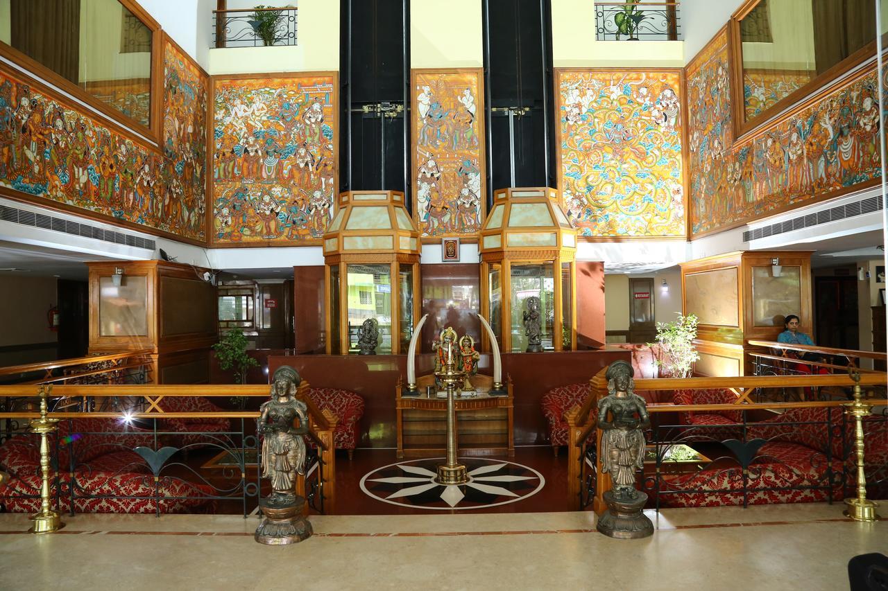 Guruvāyūr Mayura Residency מראה חיצוני תמונה