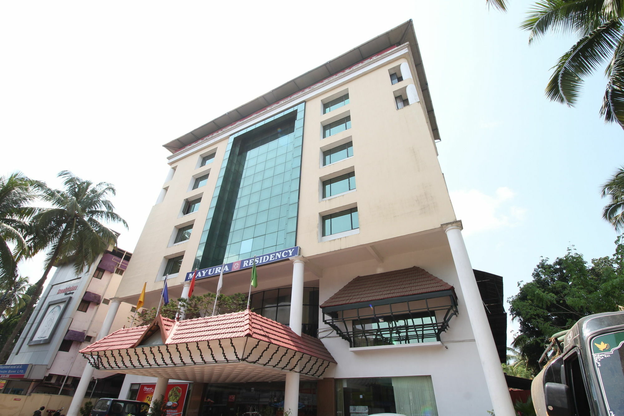 Guruvāyūr Mayura Residency מראה חיצוני תמונה